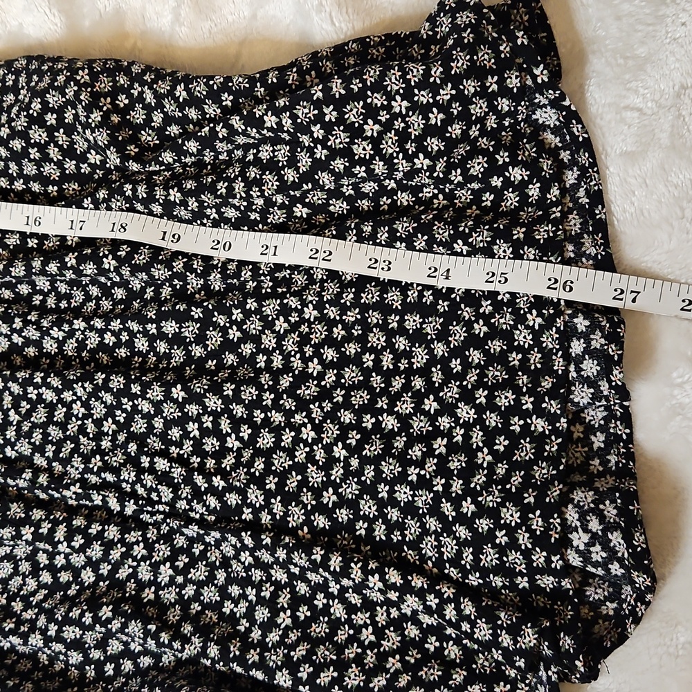 Aeropostale Black and White Floral Romper - Picture 11 of 12